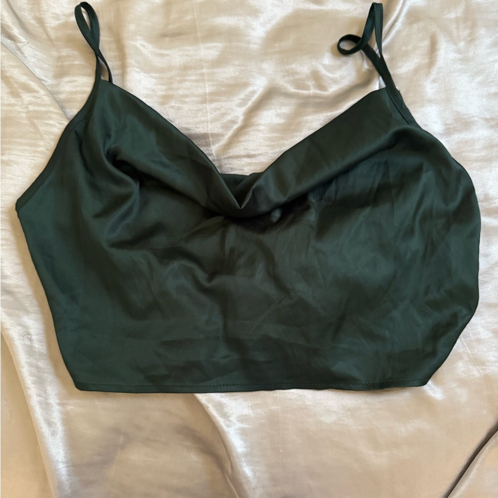 SHEIN Deep Green Spaghetti Strap Crop Top